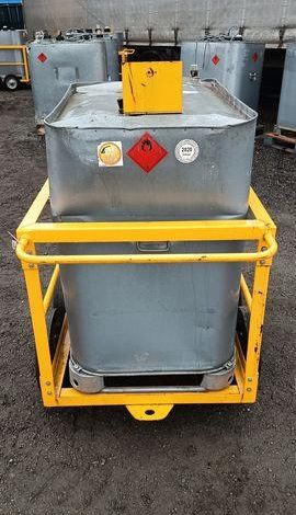 CUVE 700L SUR CHARIOT ROULANT  CUV994
