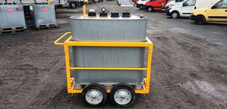 CUVE 700L SUR CHARIOT ROULANT  CUV996
