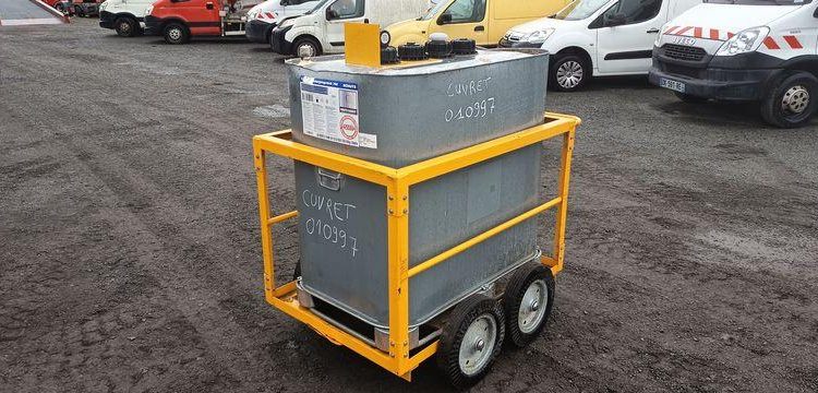 CUVE 700L SUR CHARIOT ROULANT  CUV997