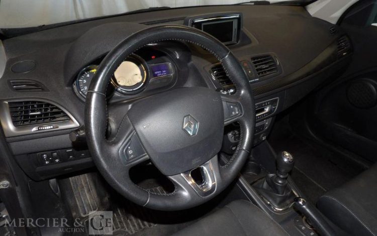 RENAULT MEGANE 1,5 DCI 110CH BUSINESS MARRON CZ-996-QN