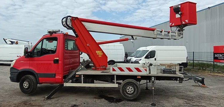 IVECO 35S11 AVEC NACELLE MULTITEL MT202DS 20M  DC-616-JW