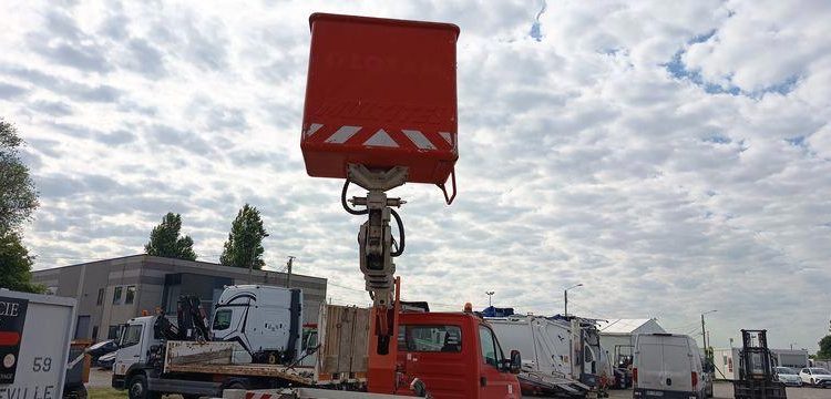 IVECO 35S11 AVEC NACELLE MULTITEL MT202DS 20M  DC-616-JW