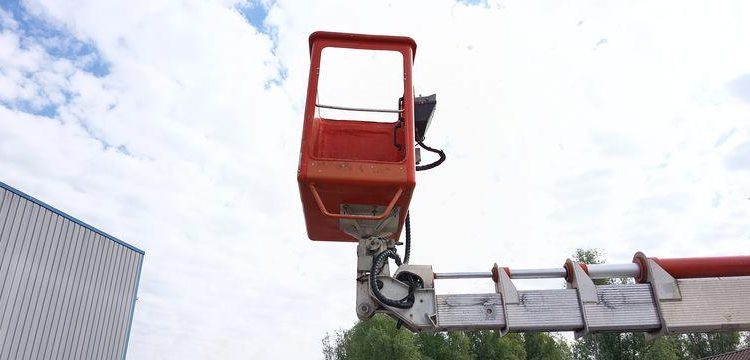 IVECO 35S11 AVEC NACELLE MULTITEL MT202DS 20M  DC-616-JW