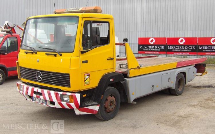 MERCEDES DEPANNEUSE  DE-760-RS