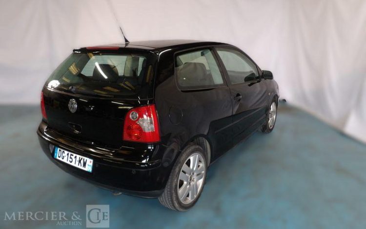 VOLKSWAGEN POLO 1.4 I 16V 75CV SPORT NOIR DG-151-KW