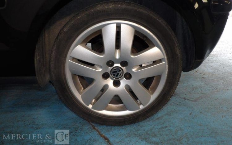 VOLKSWAGEN POLO 1.4 I 16V 75CV SPORT NOIR DG-151-KW