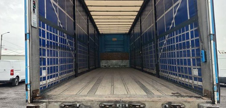 FRUEHAUF SEMI REMORQUE CITY  DH-930-KC