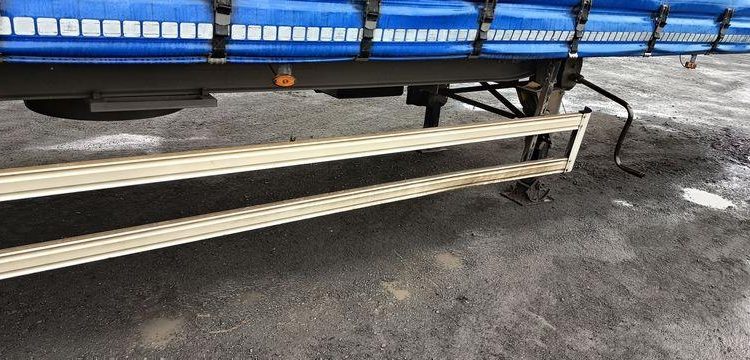 FRUEHAUF SEMI REMORQUE CITY  DH-930-KC