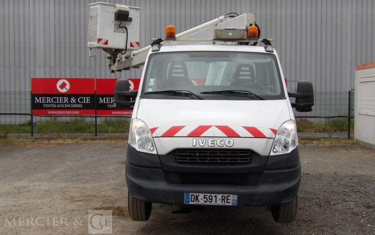 MULTITEL DAILY AVEC NACELLE MULTITEL 160ALU 16M  DK-591-RE