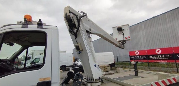 MULTITEL DAILY AVEC NACELLE MULTITEL 160ALU 16M  DK-591-RE