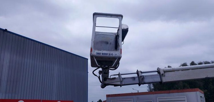 MULTITEL DAILY AVEC NACELLE MULTITEL 160ALU 16M  DK-591-RE