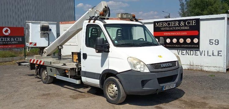 MULTITEL DAILY AVEC NACELLE MULTITEL 160ALU 16M  DK-692-KX