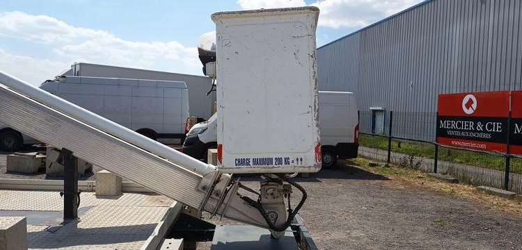 MULTITEL DAILY AVEC NACELLE MULTITEL 160ALU 16M  DK-692-KX