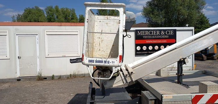 MULTITEL DAILY AVEC NACELLE MULTITEL 160ALU 16M  DK-692-KX