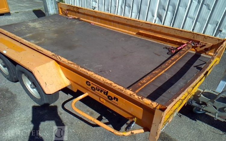HUBIERE REMORQUE 3T5  DP-012-BR