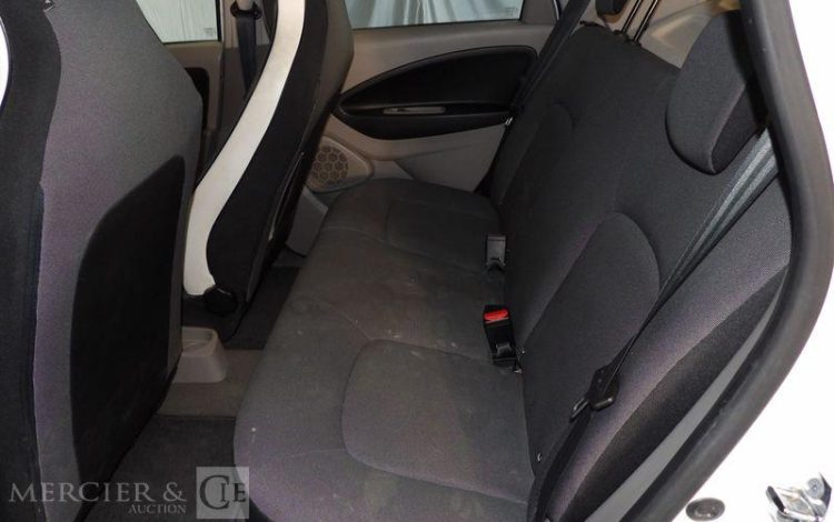 RENAULT ZOE 88CV BOITE AUTO BLANC DS-973-TR