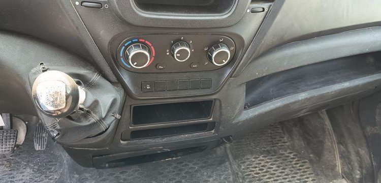 IVECO 35C13 BENNE DOUBLE CABINE  DV-835-LQ