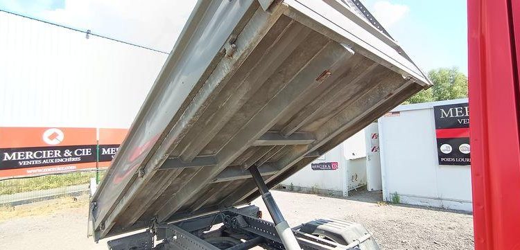 IVECO 35C13 BENNE DOUBLE CABINE  DV-835-LQ