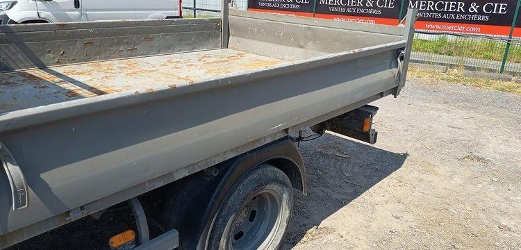 IVECO 35C13 BENNE DOUBLE CABINE  DV-835-LQ