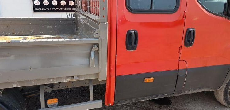 IVECO 35C13 BENNE DOUBLE CABINE  DV-835-LQ