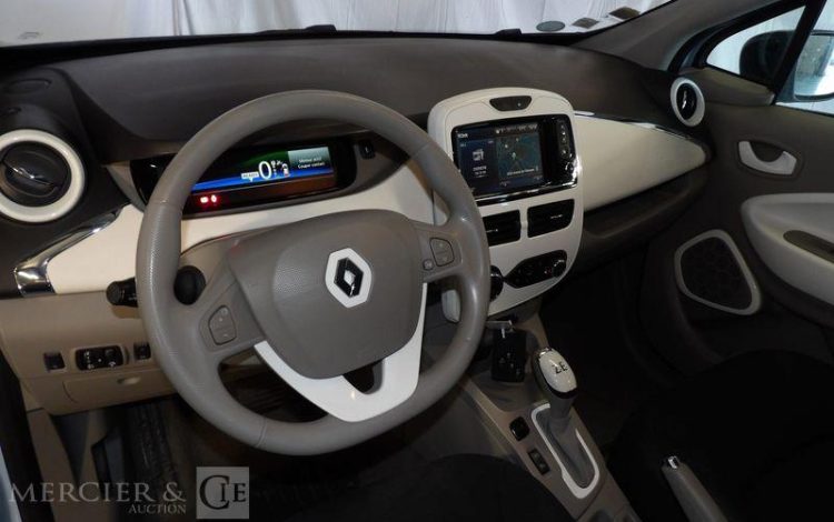 RENAULT ZOE ZE 90CH 22KWH LIFE BVA BLEU DW-285-QE