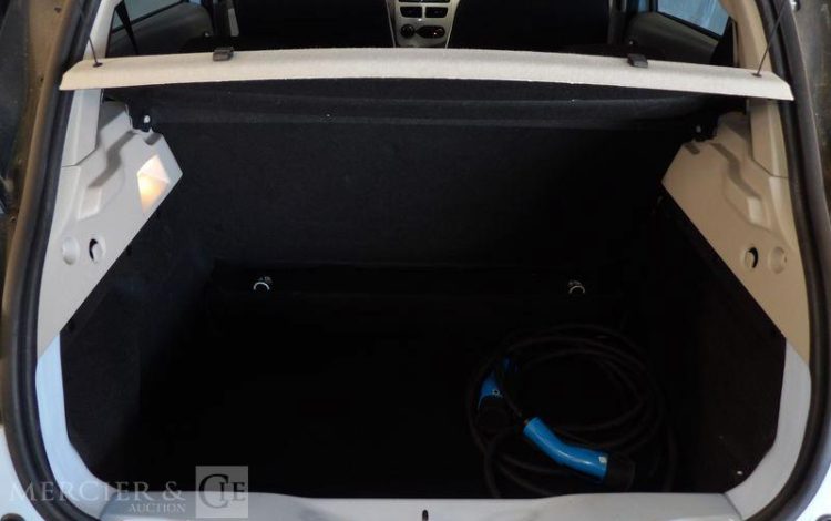 RENAULT ZOE ZE 90CH 22KWH LIFE BVA BLEU DW-285-QE