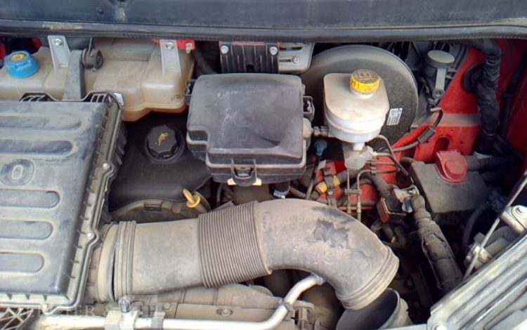 IVECO 35-130 BENNE SIMPLE CABINE COFFRE ROUGE DX-902-QN