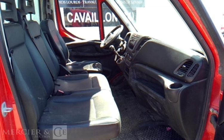 IVECO 35C13 BENNE SIMPLE CABINE COFFRE  EB-014-EM