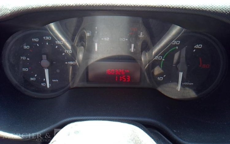 IVECO 35C13 BENNE SIMPLE CABINE COFFRE  EB-014-EM