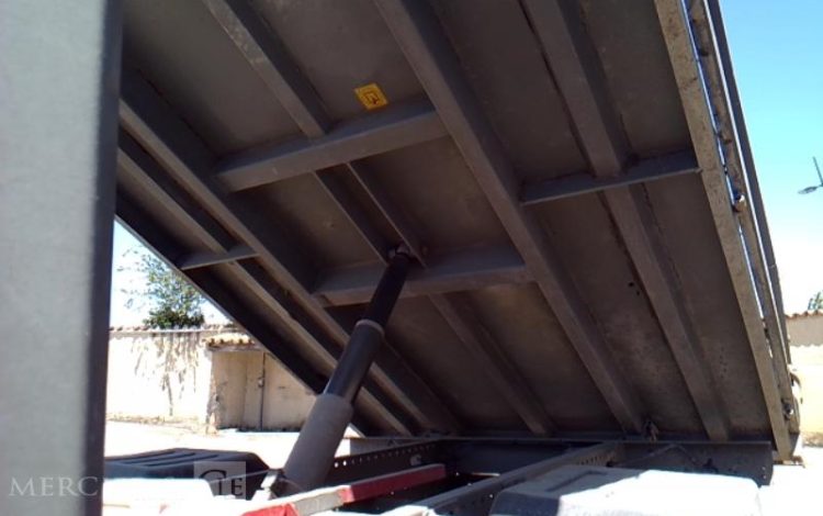 IVECO 35C13 BENNE SIMPLE CABINE COFFRE  EB-014-EM