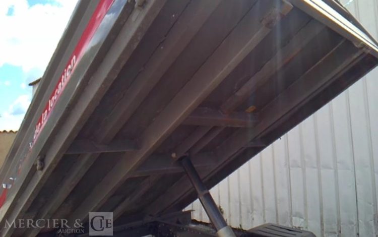 IVECO 35C13 BENNE SIMPLE CABINE COFFRE  EE-327-CS