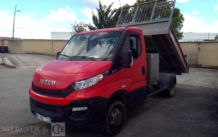IVECO 35C13 BENNE SIMPLE CABINE COFFRE  EE-327-CS