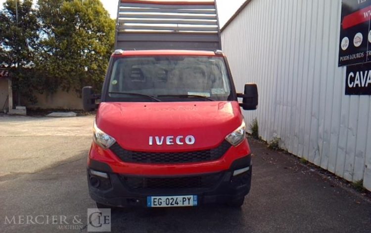 IVECO 35C13 BENNE SIMPLE CABINE COFFRE  EG-024-PY