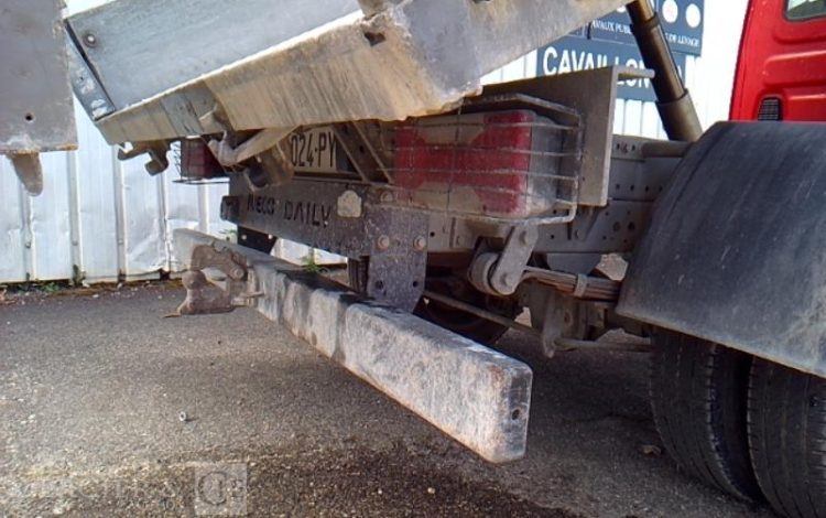 IVECO 35C13 BENNE SIMPLE CABINE COFFRE  EG-024-PY