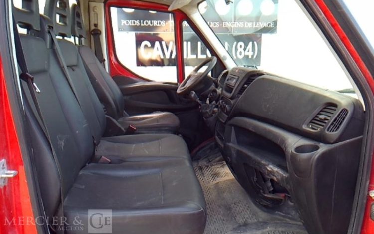 IVECO 35C13 BENNE SIMPLE CABINE COFFRE  EG-024-PY