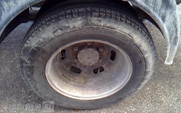 IVECO 35C13 BENNE SIMPLE CABINE COFFRE  EG-024-PY