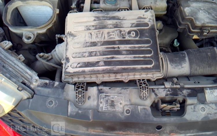 IVECO 35C13 BENNE SIMPLE CABINE COFFRE  EG-244-PY