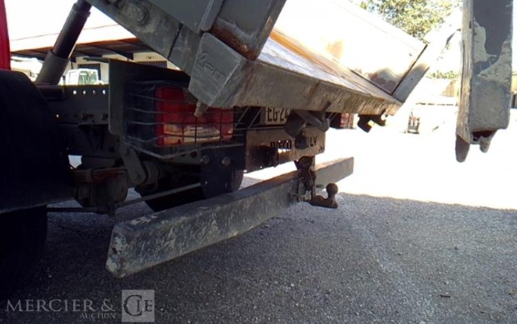 IVECO 35C13 BENNE SIMPLE CABINE COFFRE  EG-244-PY
