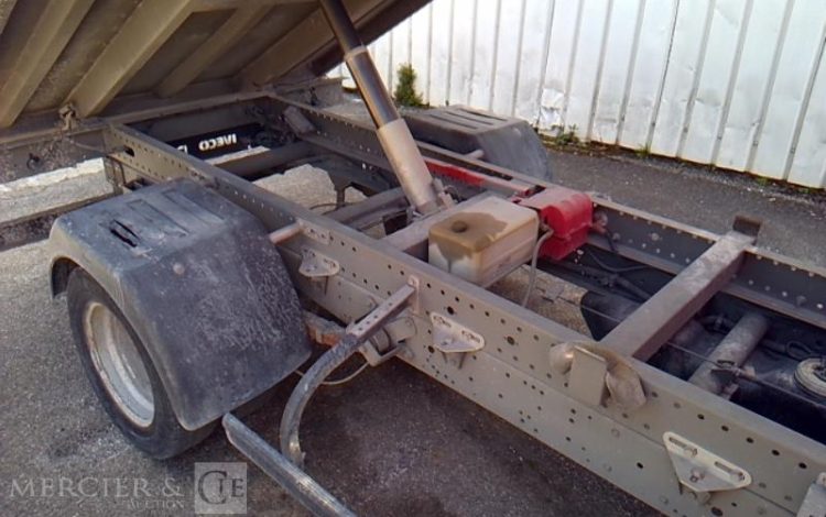 IVECO 35C13 BENNE SIMPLE CABINE COFFRE  EG-709-QK