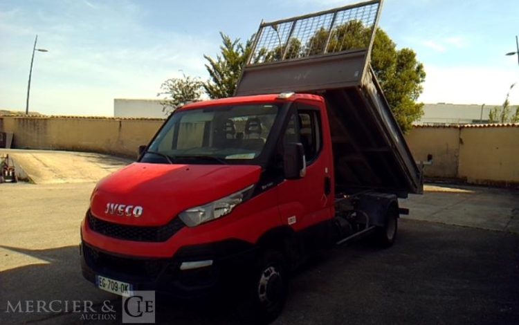 IVECO 35C13 BENNE SIMPLE CABINE COFFRE  EG-709-QK