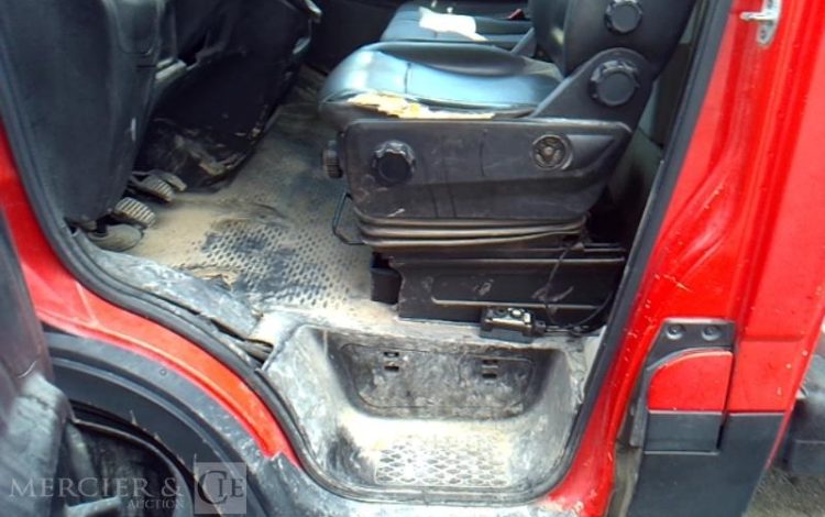 IVECO 35C13 BENNE SIMPLE CABINE COFFRE  EG-709-QK