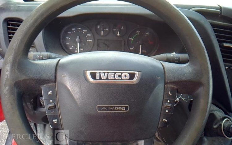 IVECO 35C13 BENNE SIMPLE CABINE COFFRE  EG-709-QK