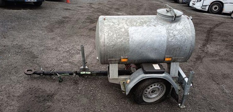 HUBIERE TONNE A EAU  EH-727-LD