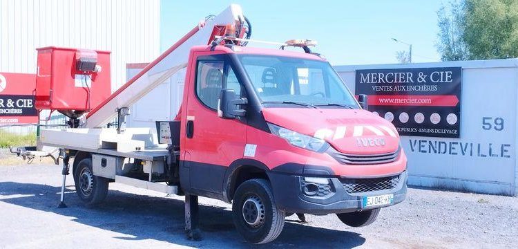 MULTITEL DAILY AVEC NACELLE MULTITEL 160ALU 16M  EJ-042-KH