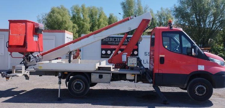 MULTITEL DAILY AVEC NACELLE MULTITEL 160ALU 16M  EJ-042-KH
