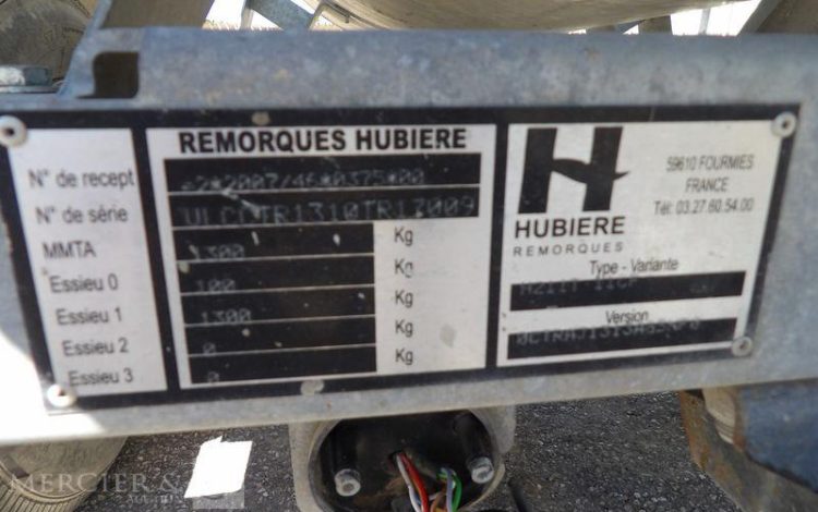HUBIERE CITERNE A EAU  EK-806-QC
