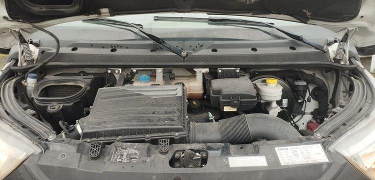 IVECO 35C12 BENNE AVEC COFFRE ACIER DIESEL – 175183 KMS – ANNEE 2017 BLANC EP-130-SL