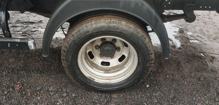 IVECO 35C12 BENNE AVEC COFFRE ACIER DIESEL – 175183 KMS – ANNEE 2017 BLANC EP-130-SL