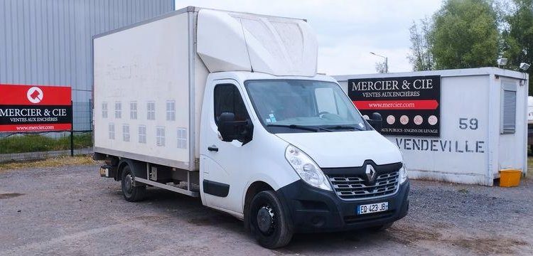 RENAULT MASTER EV 2,3 DCI 130FWD 130 CV/96KW – DIESEL – 93430 KMS – ANNEE 2017 BLANC EQ-423-JB