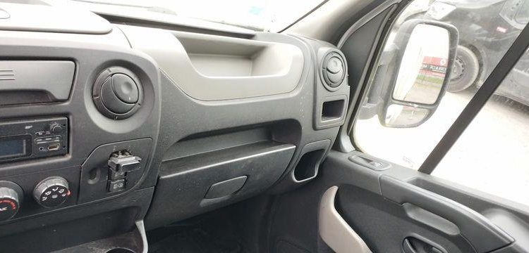 RENAULT MASTER EV 2,3 DCI 130FWD 130 CV/96KW – DIESEL – 93430 KMS – ANNEE 2017 BLANC EQ-423-JB